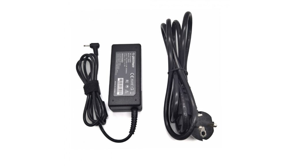 Alimentatore caricabatteria Samsung 19V - 40W- 2.1 Ampere -3.0 * 1.0mm